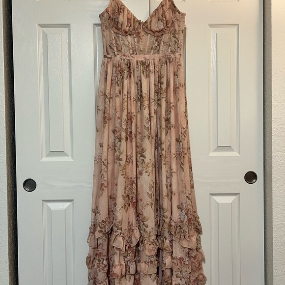The Carmen Dress in Peach Tapestry - Picture 8 of 13